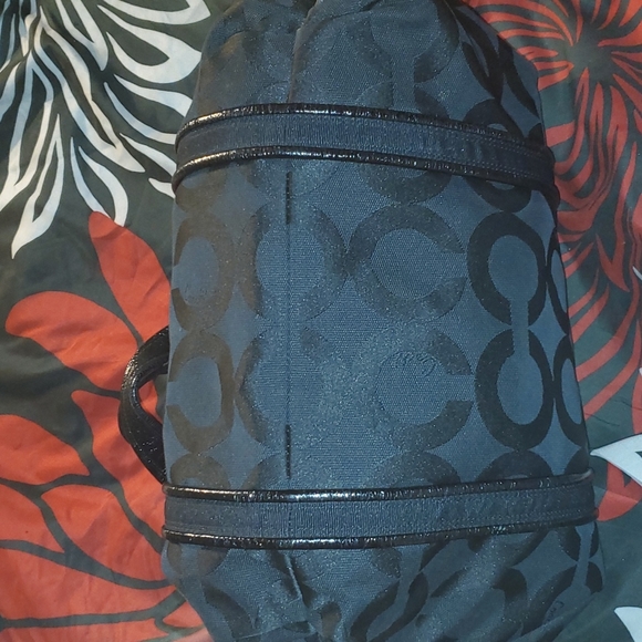 Coach Poppy Black Bag - Picture 4 of 6